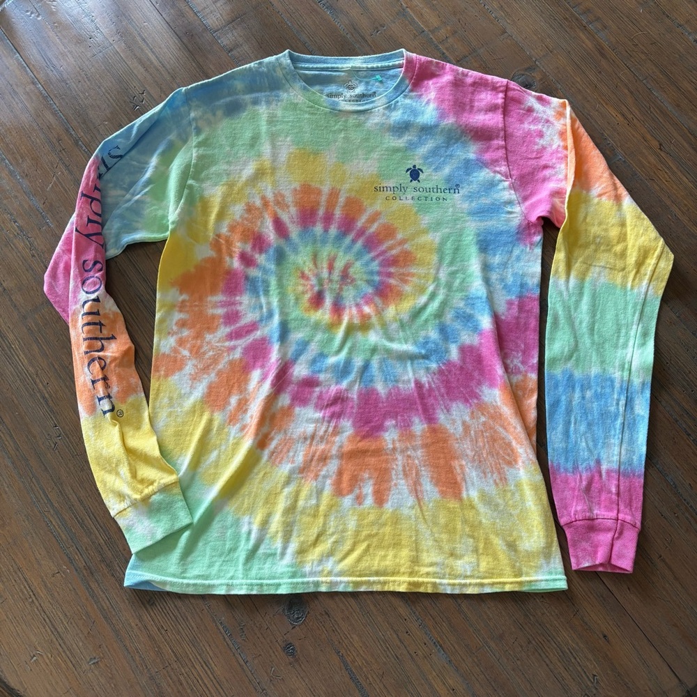 Simply Southern S long sleeve turtle tie dye top - Picture 2 of 13